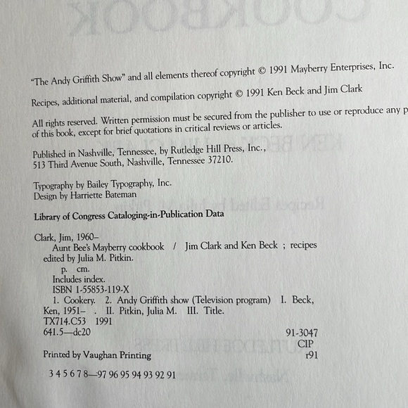 Aunt Bee's Mayberry Cookbook by Ken Beck and Jim Clark, Rutledge Press c1991 - Picture 4 of 13